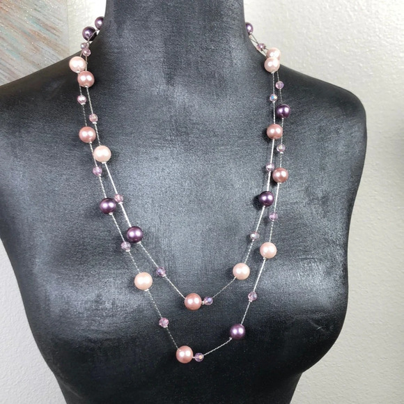 Faux Pearl Rhinestone Necklace Purple & Champagne On Silver Tone Chain - Picture 4 of 16